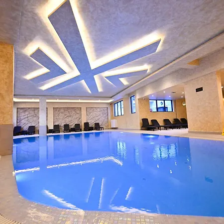 Atos Lux & 아파트