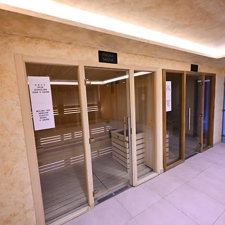 Atos Lux & * 즐라티보