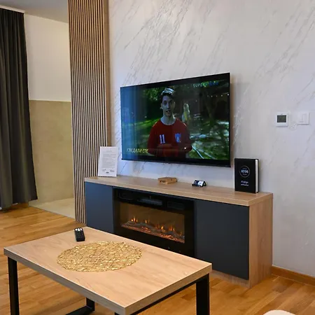 아파트 Atos Lux &