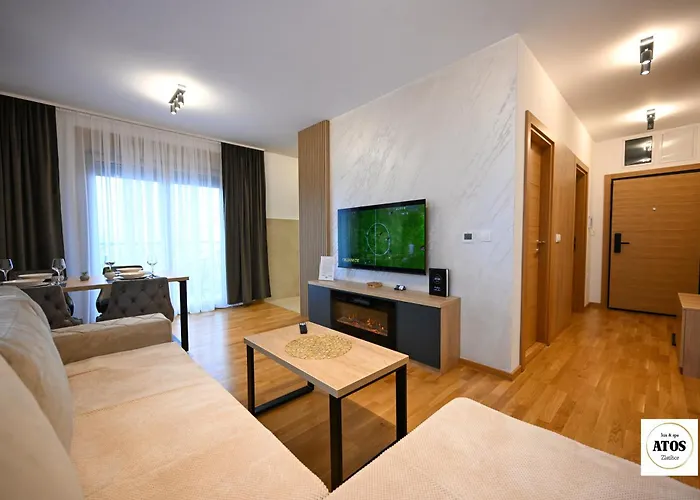 Atos Lux & アパート ズラティボール